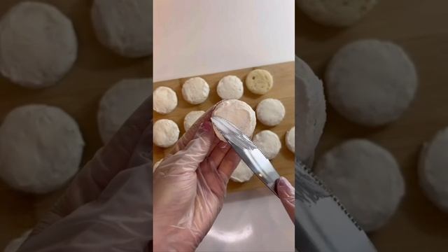 ДЕЛАЕМ ЗАКУСКИ К СТОЛУ смотреть онлайн