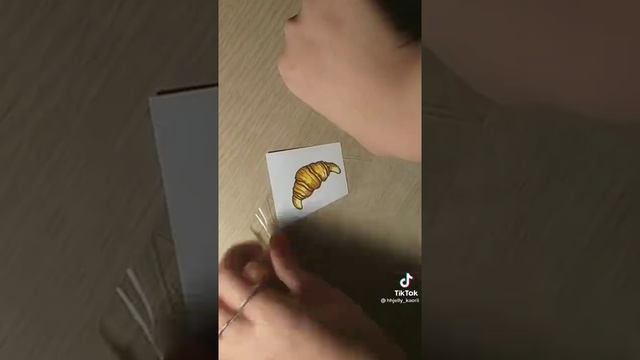 Drawing a croissant смотреть онлайн