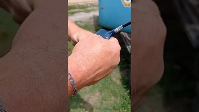 Обзор на новый шприц для смазки шкворней смотреть онлайн