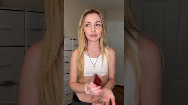 Kerry Renee Is Live!