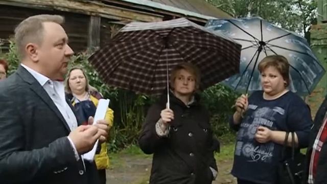 Михаил Токарев встретился с обеспокоенными жителями Кировки смотреть онлайн