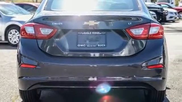 2017 Chevrolet Cruze LT Auto Sunroof and Heated Seats смотреть онлайн
