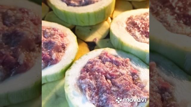 Запечённые кабачки с фаршем и картофелем 👍 смотреть онлайн