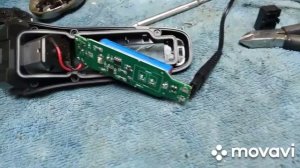 Polaris PMR0305R не заряжается, не включается.