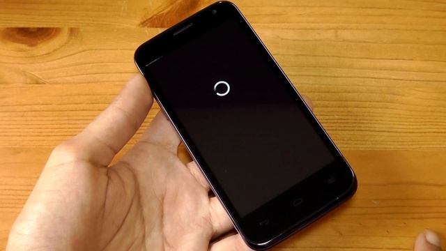 Vodafone Smart 4 Unboxing & First Look смотреть онлайн