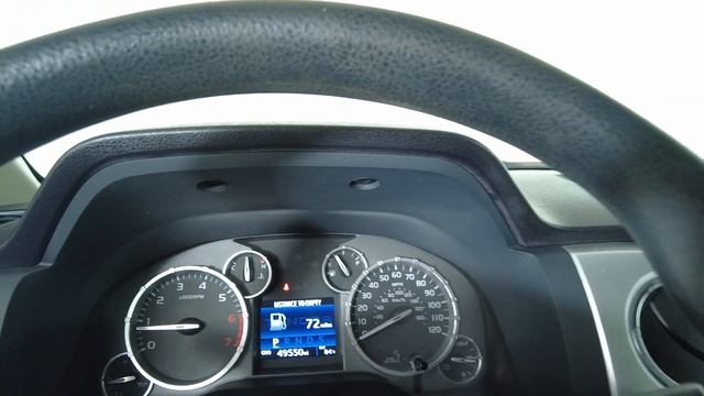 2017 Toyota Tundra 4WD SR5 смотреть онлайн