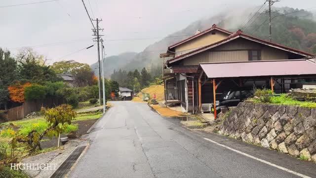 Прогулка под дождем,японская загородная деревня Накасендо.Прогулка на природе, Дождь и звуки города смотреть онлайн