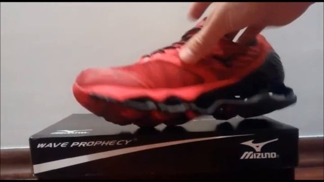 Mizuno Wave Prophecy 5 - Detalhes - Diferença entre a réplica do original смотреть онлайн
