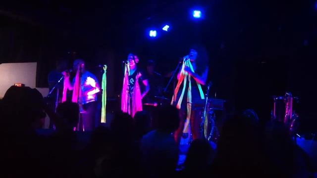 Rubblebucket - Oooh Wa смотреть онлайн