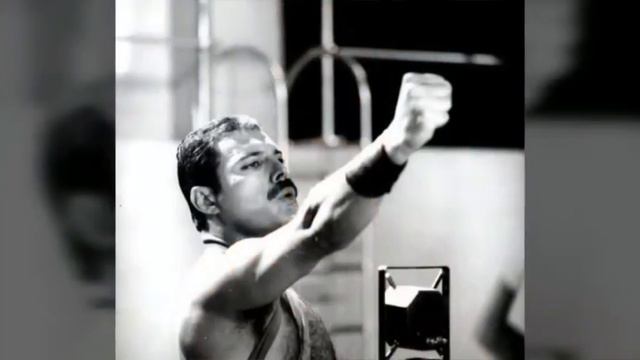 Freddie Mercury by Jiří Pokorny смотреть онлайн