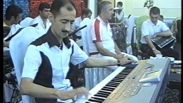 Elşən sintez (sənsizliyə dayanamam) Nəzirməmməd zərb,nağara.Kənan udarnik,qoşa. 2009 смотреть онлайн