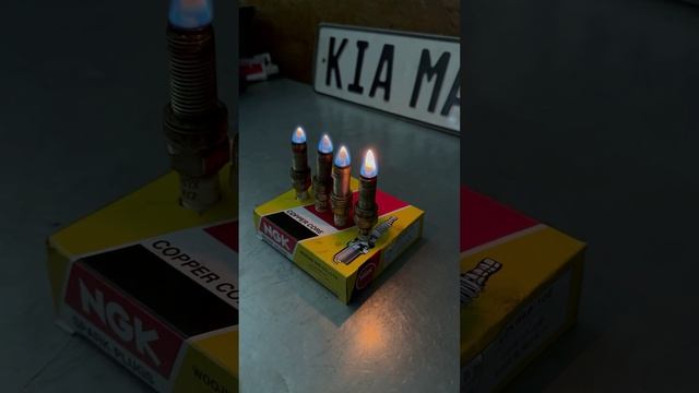 Свечи просто огонь! С наступающим Новым 2025 годом! #hyundai #kia #новыйгод смотреть онлайн