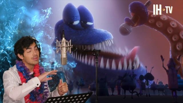 Selena Gomez & Joe Jonas Interview | HOTEL TRANSYLVANIA 3: SUMMER VACATION (2018) смотреть онлайн