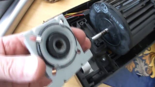 Repair a fan that doesn't spin properly (Bionaire BT440RC-CN) смотреть онлайн