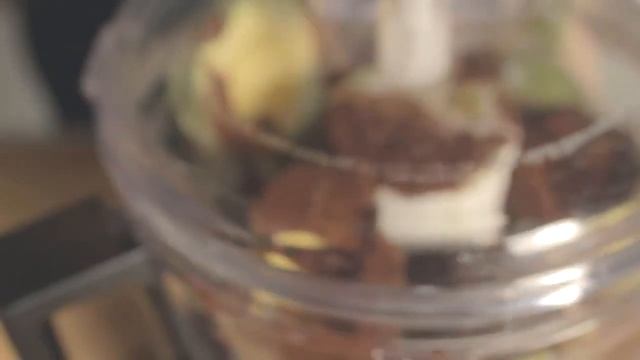 Superfoods - Avocado Chocolate Mousse смотреть онлайн