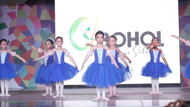 Faust by Pre Primary B смотреть онлайн