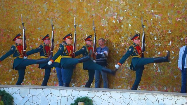 Смена Почётного Караула на Мамаевом Кургане, Волгоград, 13 апреля 2024 года, 11:00 часов смотреть онлайн