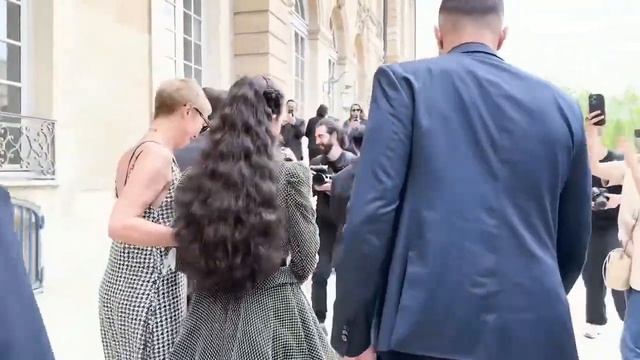 [ВЛОГ✈️]||Джису в Париже||Русская озвучка смотреть онлайн