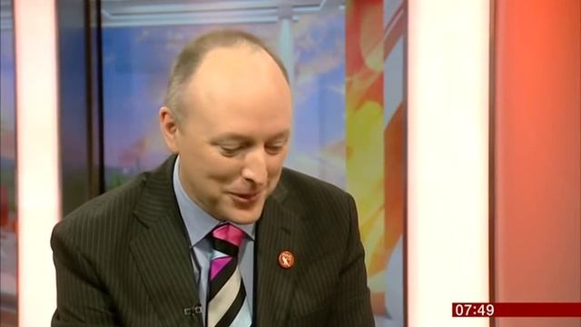Alan O'Donohoe talking Raspberry Pi & Jam on BBC Breakfast смотреть онлайн