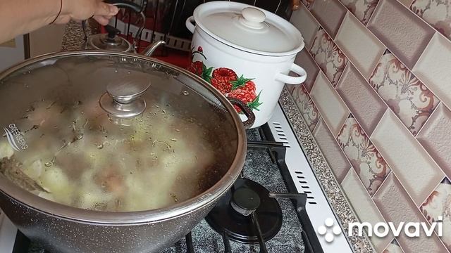 Бараньи Ребрышки с Луком в Казане. Молодой картофель со сметаной и зеленью. Вкусный ужин для семьи