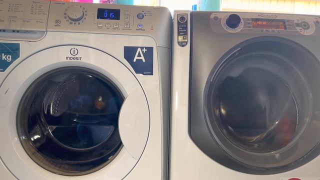 Wash Race - Indesit Prime Vs Ariston aqualtis - Fast Wash 30 (Full cycle) смотреть онлайн