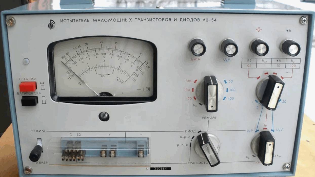 Измеритель параметров транзисторов Л2-54. Сделано в СССР. смотреть онлайн