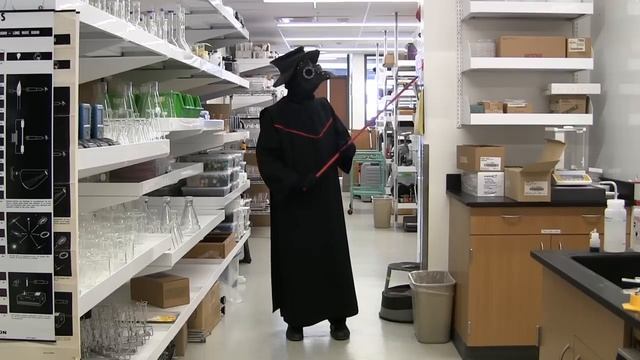 Plague doctor costume смотреть онлайн