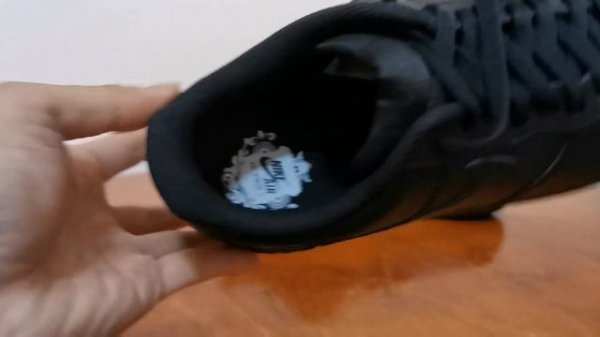 Nike Air force 1 low triple black (on feet)