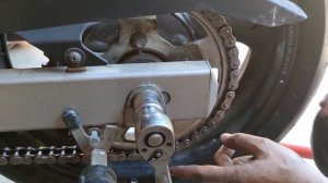 Suzuki GSF 600 Bandit Complete chain maintenance