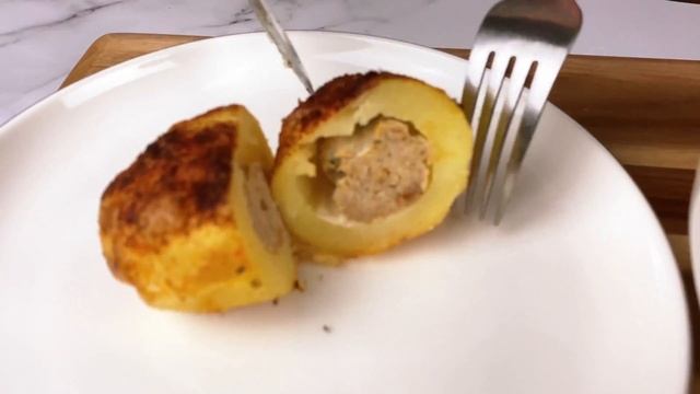 Juicy and melting !!! Baked and fried potatoes loaded with ground turkey 🥔 смотреть онлайн