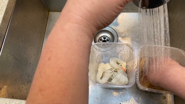 How to Dye with Arbutus I Madrone I Madrona Bark @WildcraftDyeing смотреть онлайн