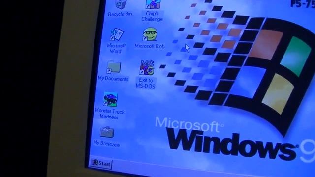 Gateway 2000 with CF Card & Windows 95 смотреть онлайн