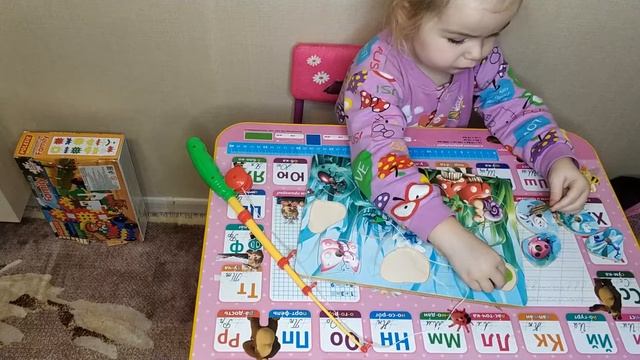 Изучаем и ловим насекомых. смотреть онлайн