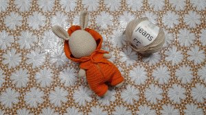 Милый зайчик в комбинезоне  Игрушка амигуруми ЧАСТЬ 1