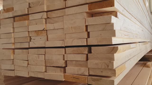 Заказ-Дом: калиброванная доска камерной сушки по цене производителя из Пестово для каркасных домов смотреть онлайн