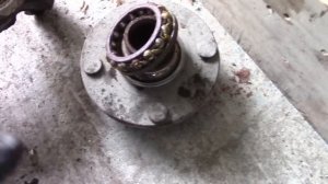 Замена переднего ступичного подшипника на Ford Fusion