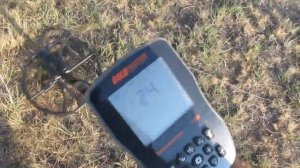 Копаем  с металлоискателем  Gold Hunter T90 Frogman.+ Minelab E-Trac