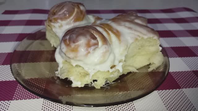 Сладкие БУЛОЧКИ со сметанной заливкой! смотреть онлайн