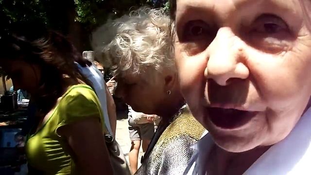 Тамара Эссин знакомит с выставкой литературы из фондов библиотечной сети смотреть онлайн