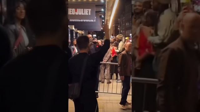 #TomHolland junto con #Zendaya a la salida de su #estreno de #RomeoyJulieta en Londres. #tour121 смотреть онлайн