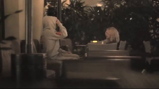 Selena Gomez And Justin Bieber Are SPOTTED Hanging Together Again and There's Video To Prove It. смотреть онлайн