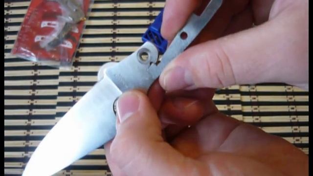 Внутренности ножа Spyderco Endura 4