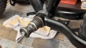 Как снять прикипевшую каретку под «квадрат» 100% рабочий способ