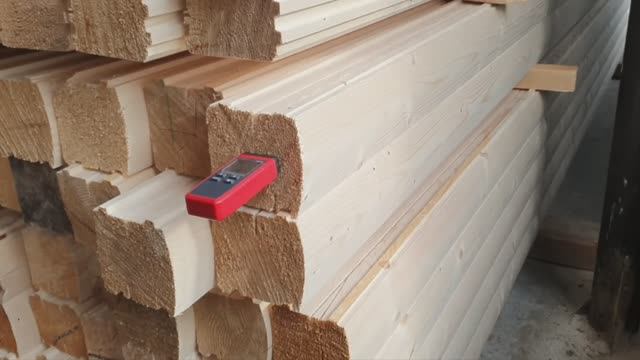 Заказ-Дом: сухой профилированный брус 140х140 мм с компенсационным пропилом - производство Пестово смотреть онлайн