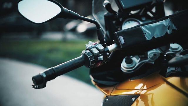 BMW S1000XR обзор | Шоссейный спорт-спорт-турист | Мотоциклы для Взрослых