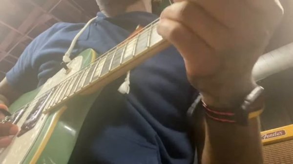 Talk box on guitar (Best Part)