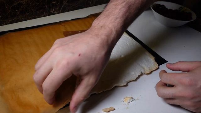 НЕЖНЕЙШИЙ МЕРЕНГОВЫЙ РУЛЕТ БЕЗ САХАРА! простой и вкусный рецепт смотреть онлайн