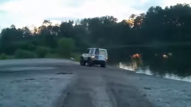 Off road Раздаем по песку на Toyota Land Cruiser LJ70 двс 1jz gte twin turbo смотреть онлайн