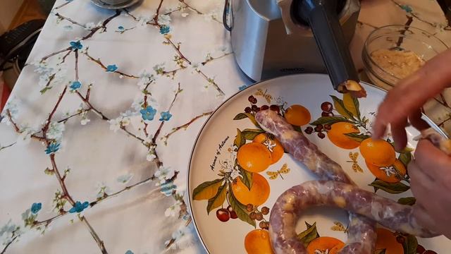 колбаса с мясом индейки и картофеля // Kartoffelwurst mit Putenfleisch смотреть онлайн