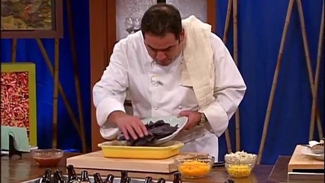 Ultimate Cheesy Crab And Corn Nachos | Emeril Lagasse смотреть онлайн